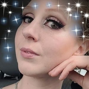 Meet your Posher, Kristiana